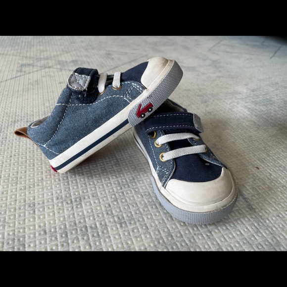 Toddler boys shoes - Picture 2 of 2